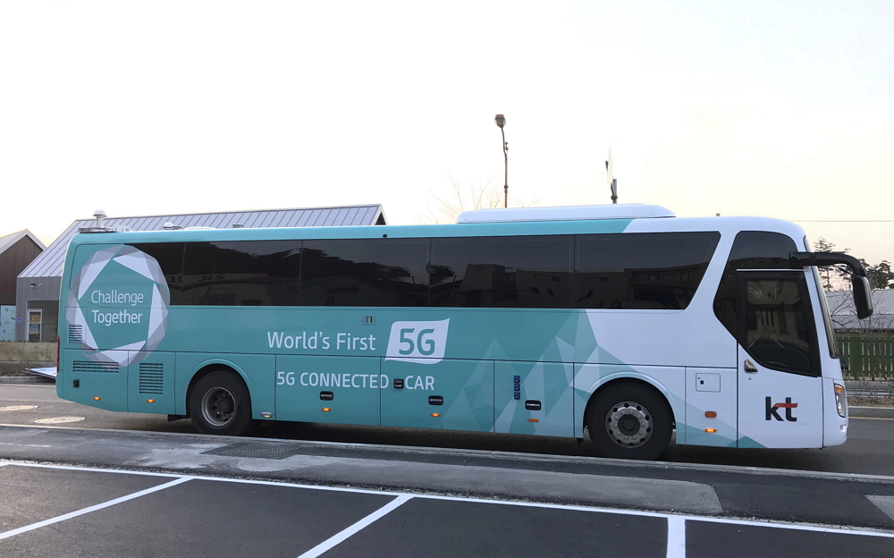 全球5G競賽如火如荼，競相展開布署規劃，例如2018年在韓國平昌舉辦的冬季奧運，即以無人駕駛自動車的5G巴士展現其實力。
